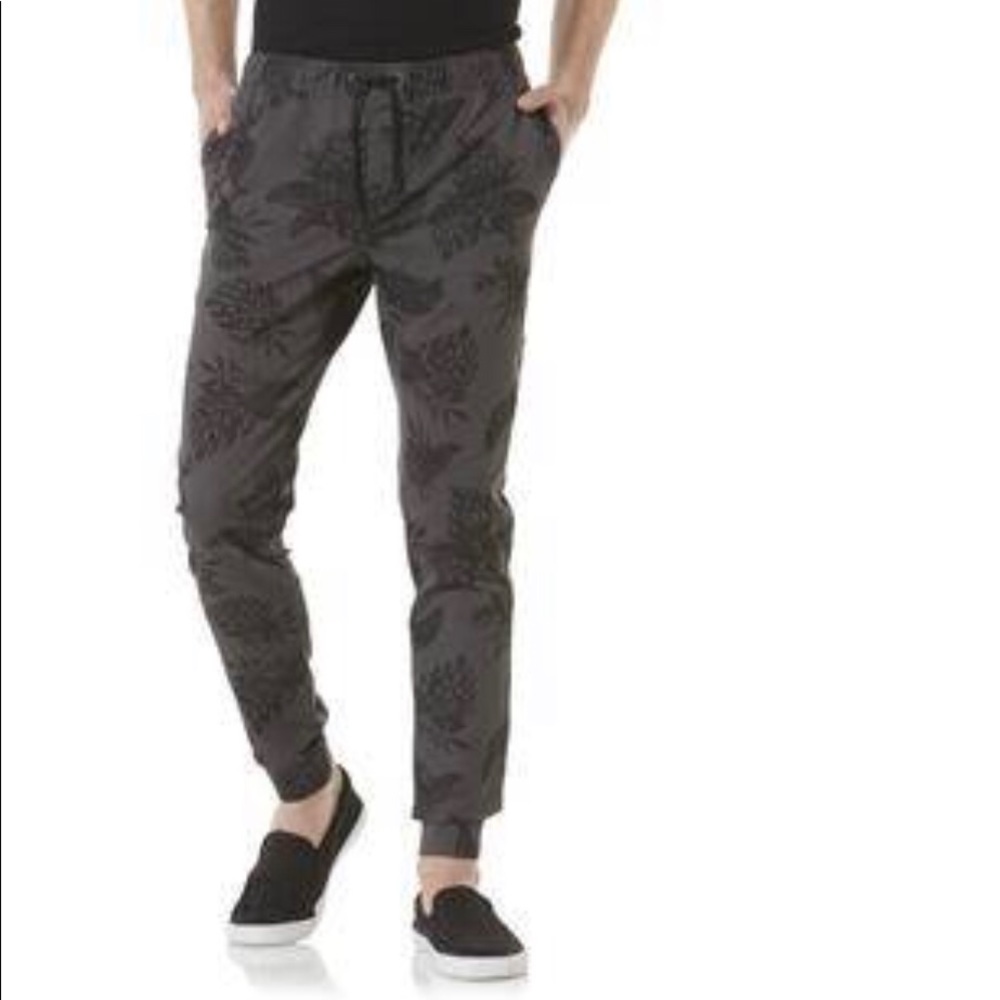 Amplify Men's Twill Joggers Pants Floral Print XL